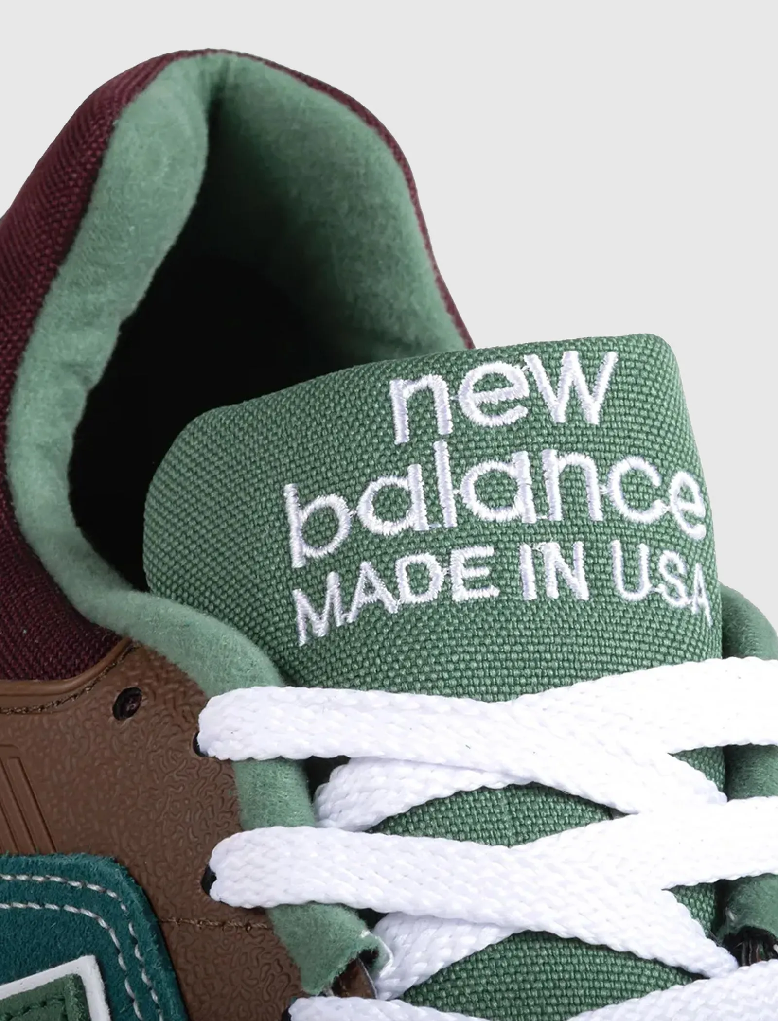 997 MADE IN USA "TEAL JADE" Wide fit Pure Black