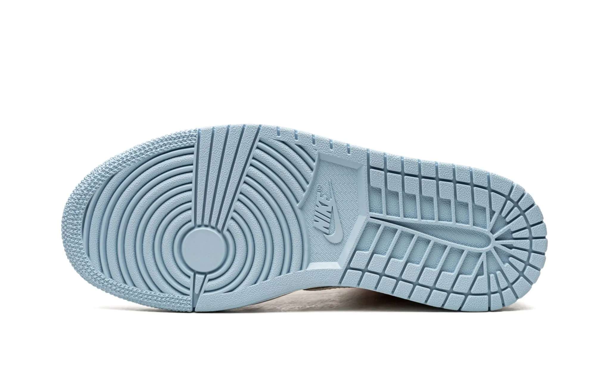 Light Travel Air Jordan 1 Mid Sesame