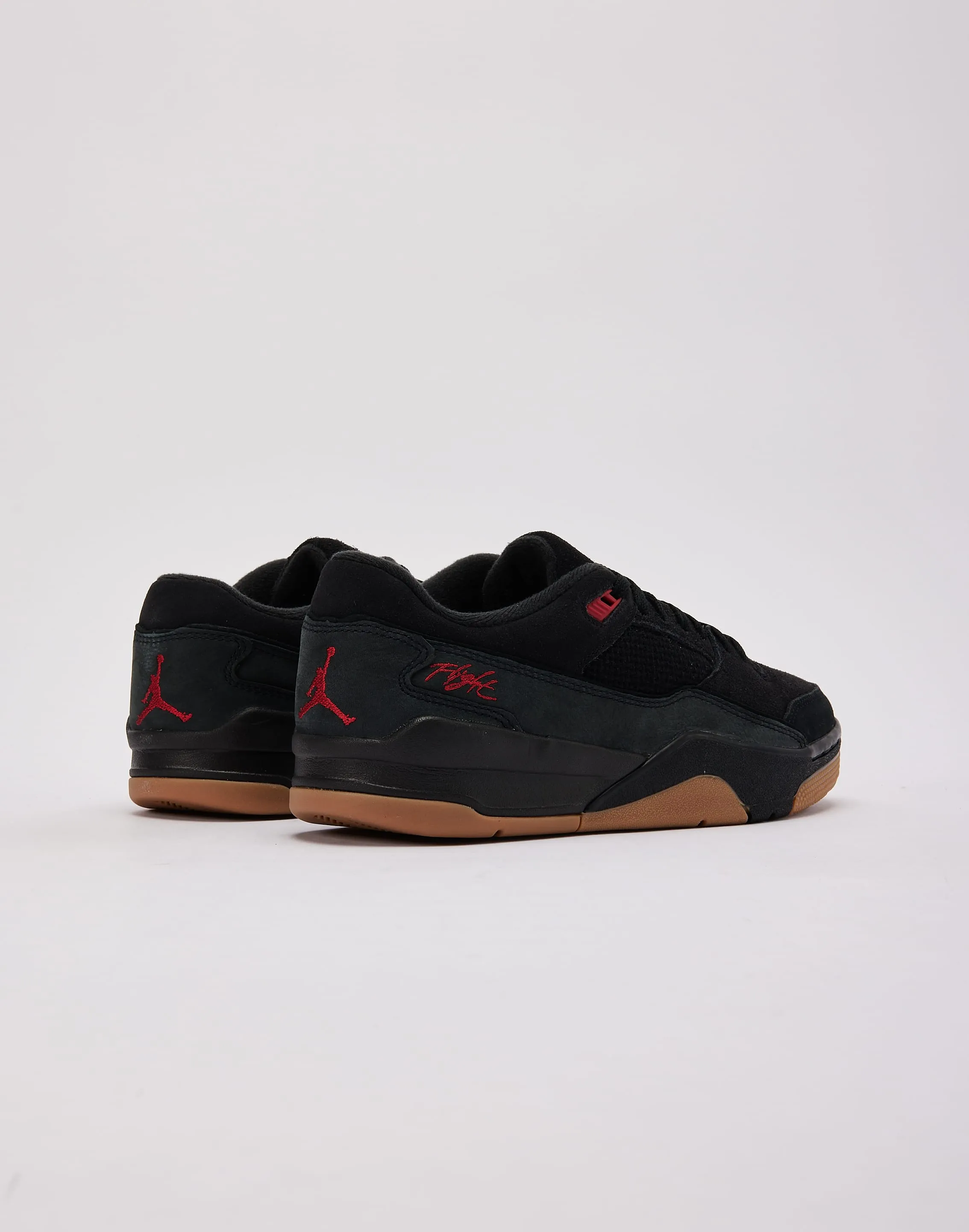 Street Fit Jordan  Flight Court
