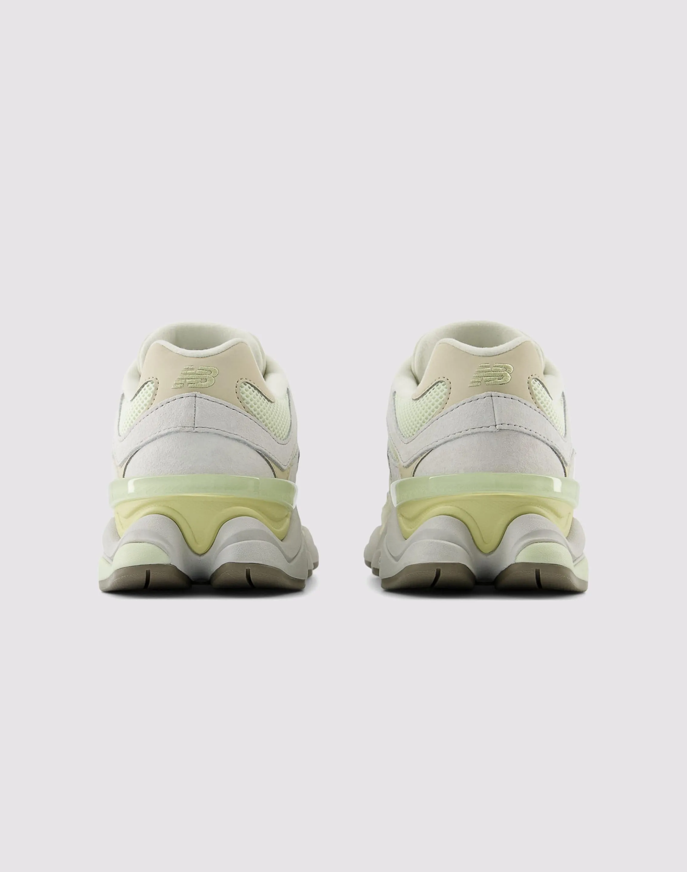 New Balance 9060 High Top Style