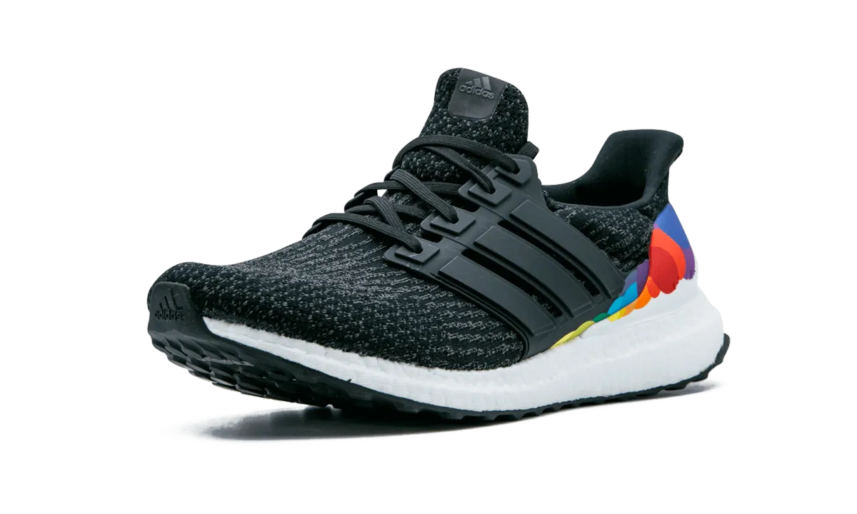 Short Walk Ultraboost Pride "Pride Pack"