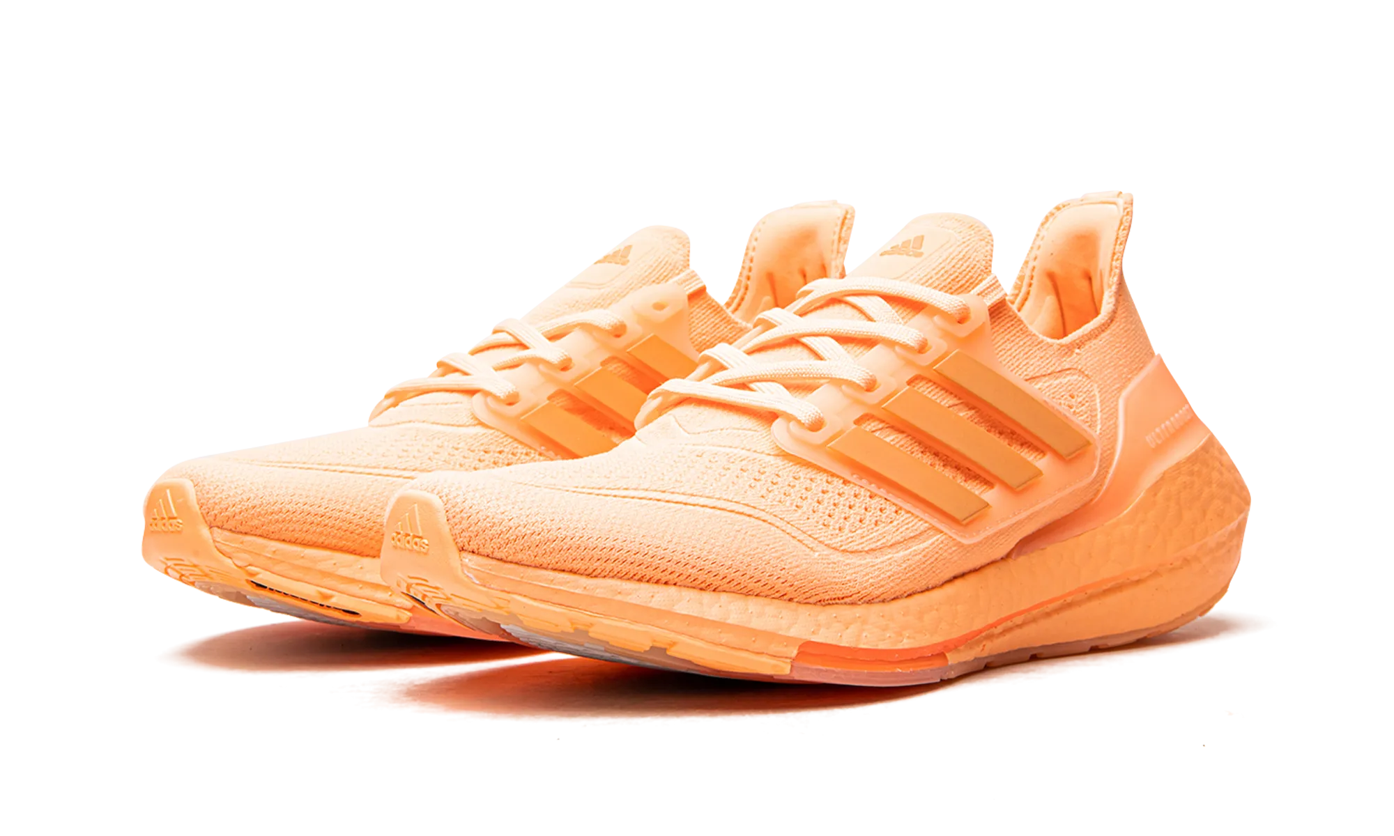ULTRABOOST 21 WMNS Textured Pattern Timeless Comfort