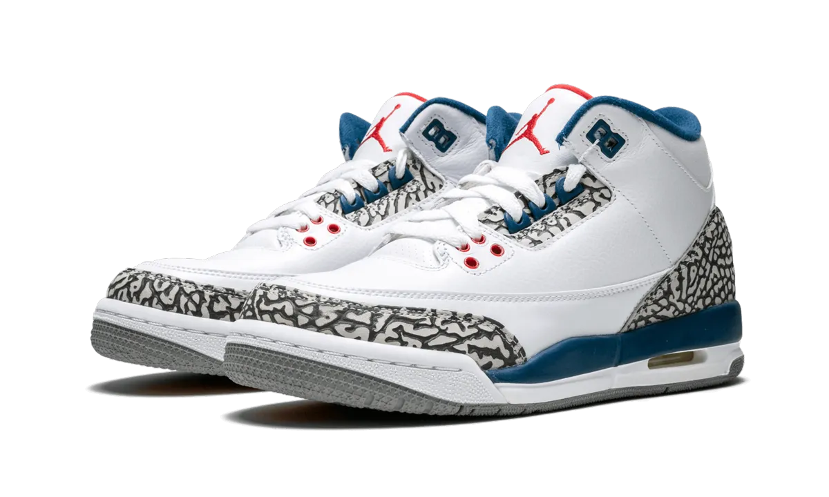 Air Jordan 3 Retro OG GS "True Blue" Minimal Texture Comfortable Step