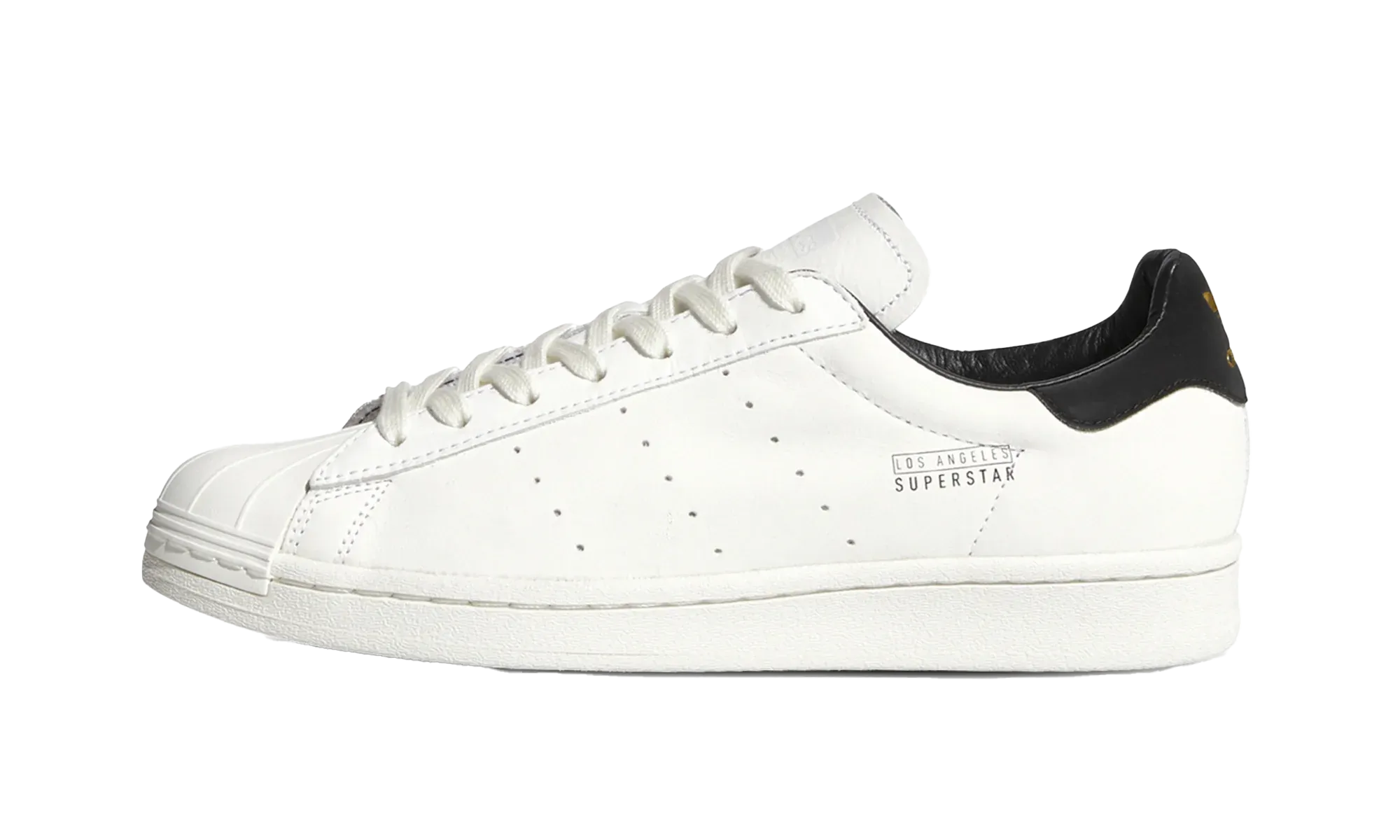 Superstar Pure Compact Ventilated Holes