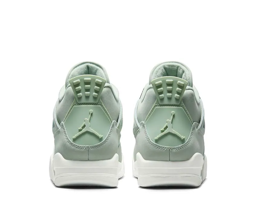 Modern Movement Street Outfit Air Jordan 4 Retro W "Abundance"