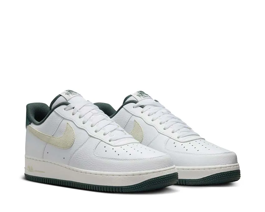 Nike Air Force 1 '07 LV8 Bridge Trek Noon Walk