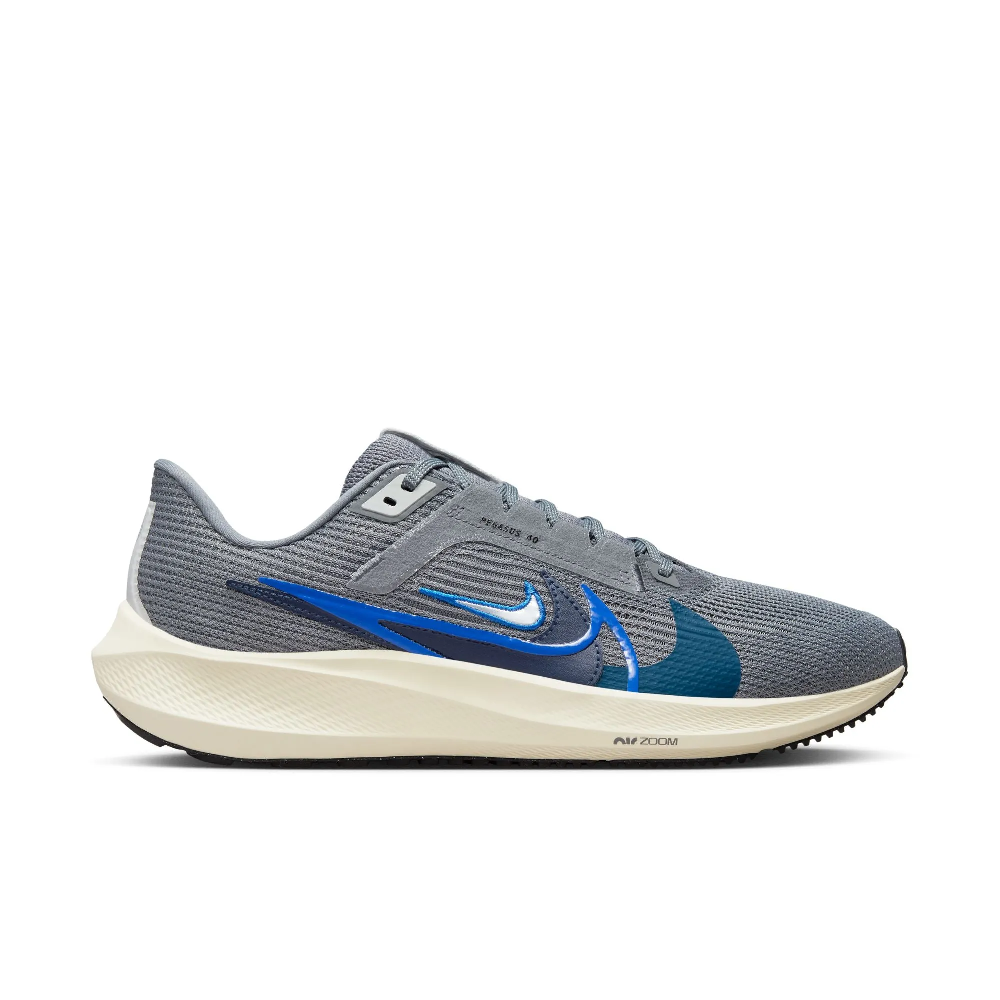 support technology networking opportunity MEN'S PEGASUS 40 PREMIUM