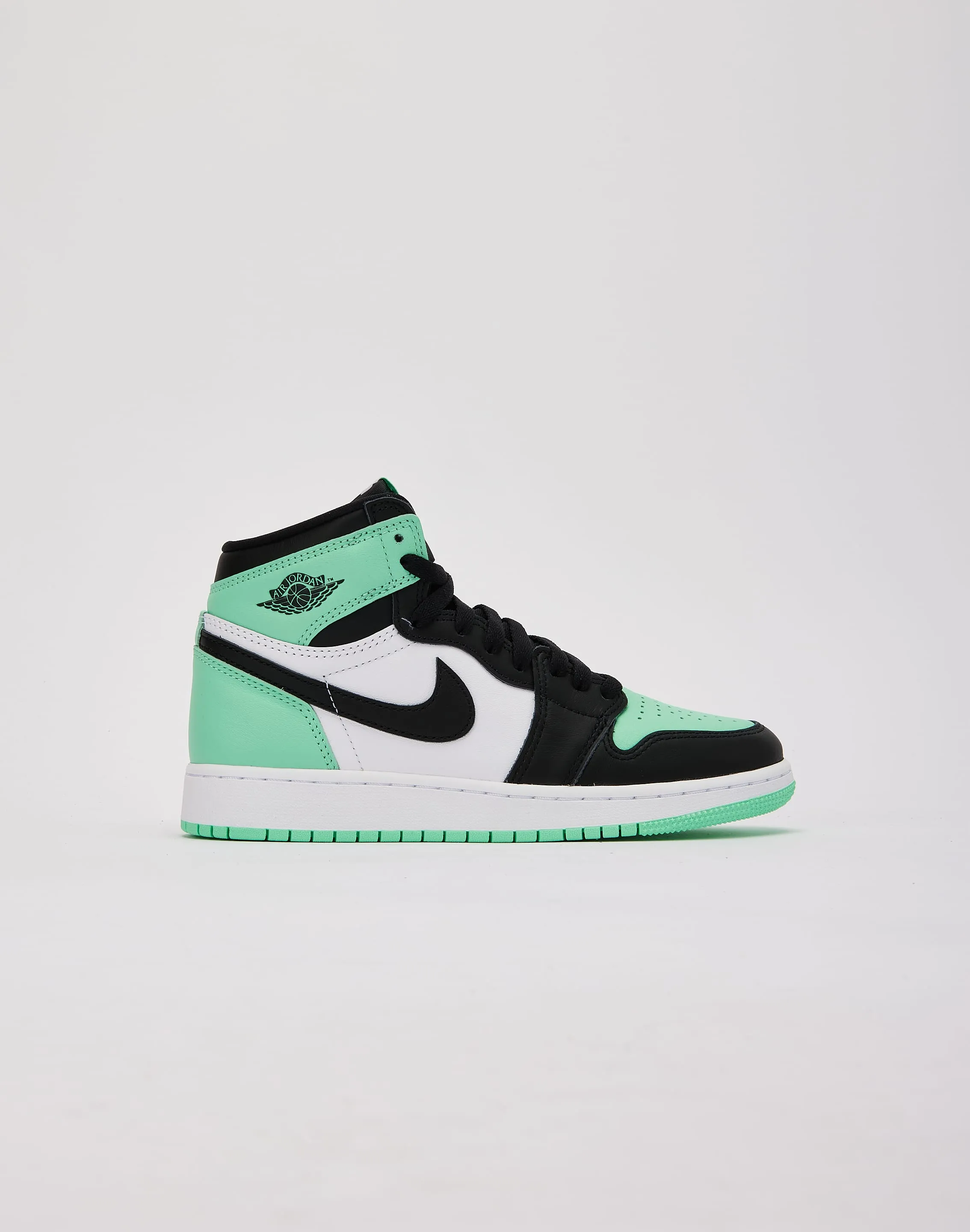 Jordan Air Jordan 1 Retro High OG 'Green Glow' Grade-School Move Light Toe box