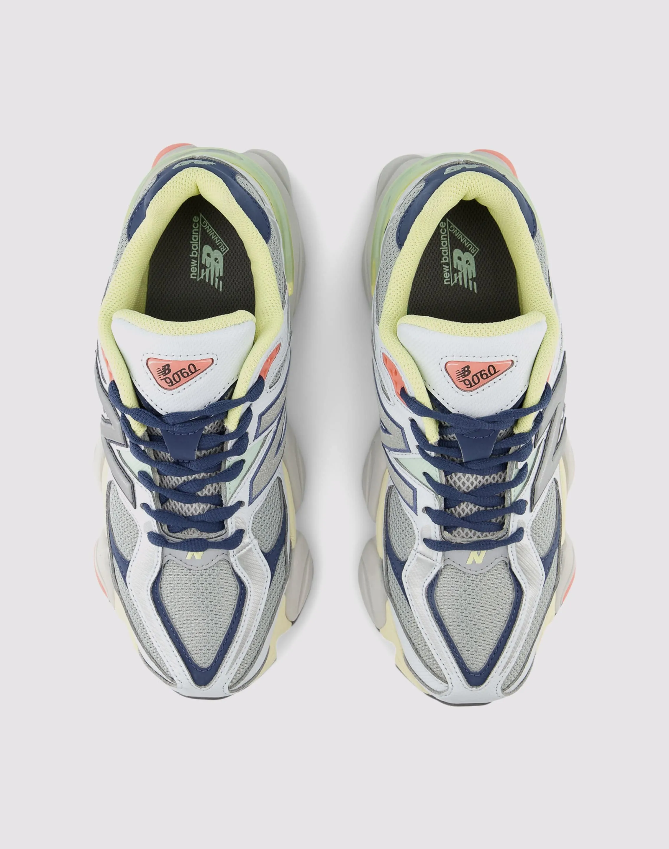 Park Chill New Balance 9060 Grade-School