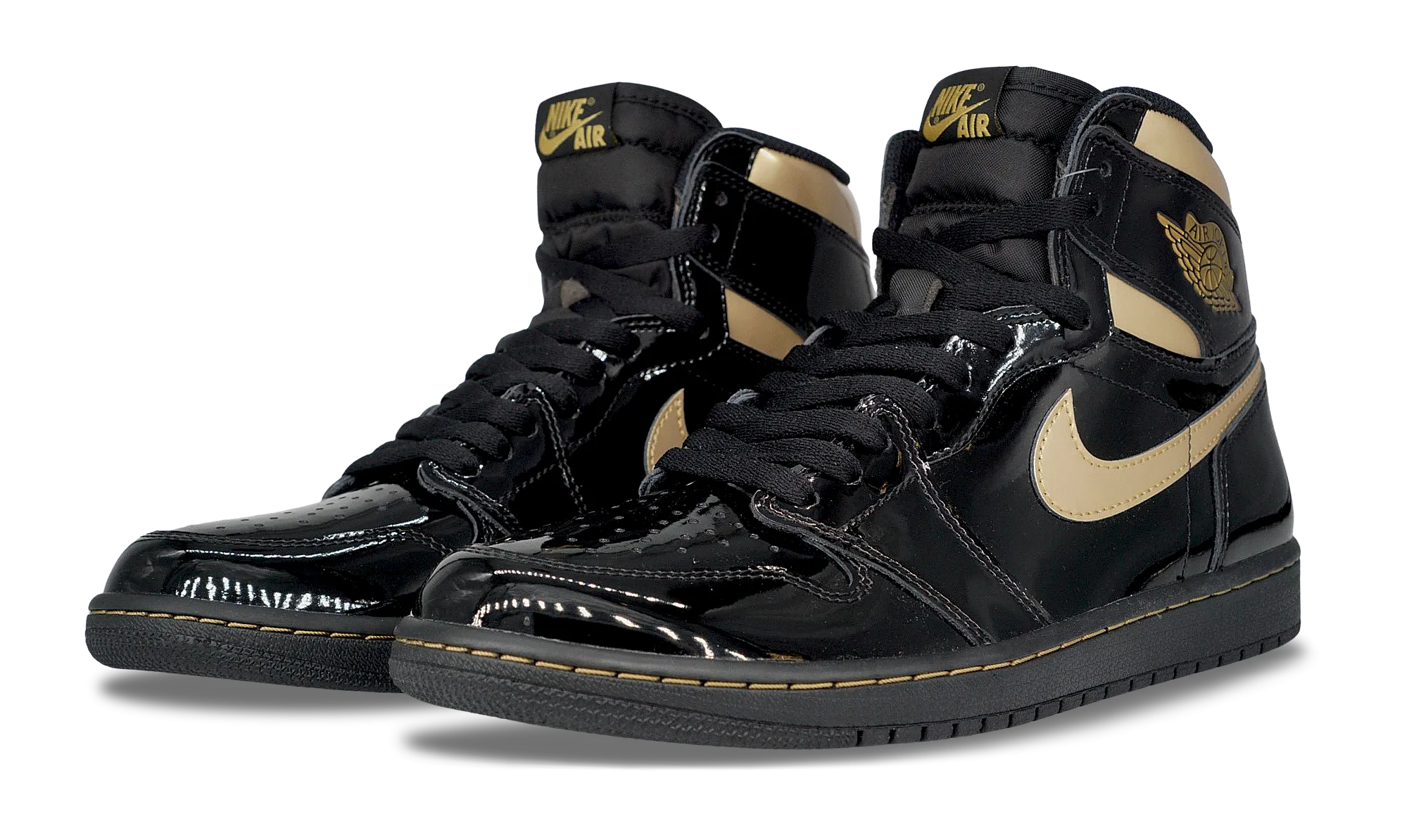 Fresh Look Nike Jordan 1 Retro High OG Black Metallic Gold 2020 (555088-032) Men 8-12
