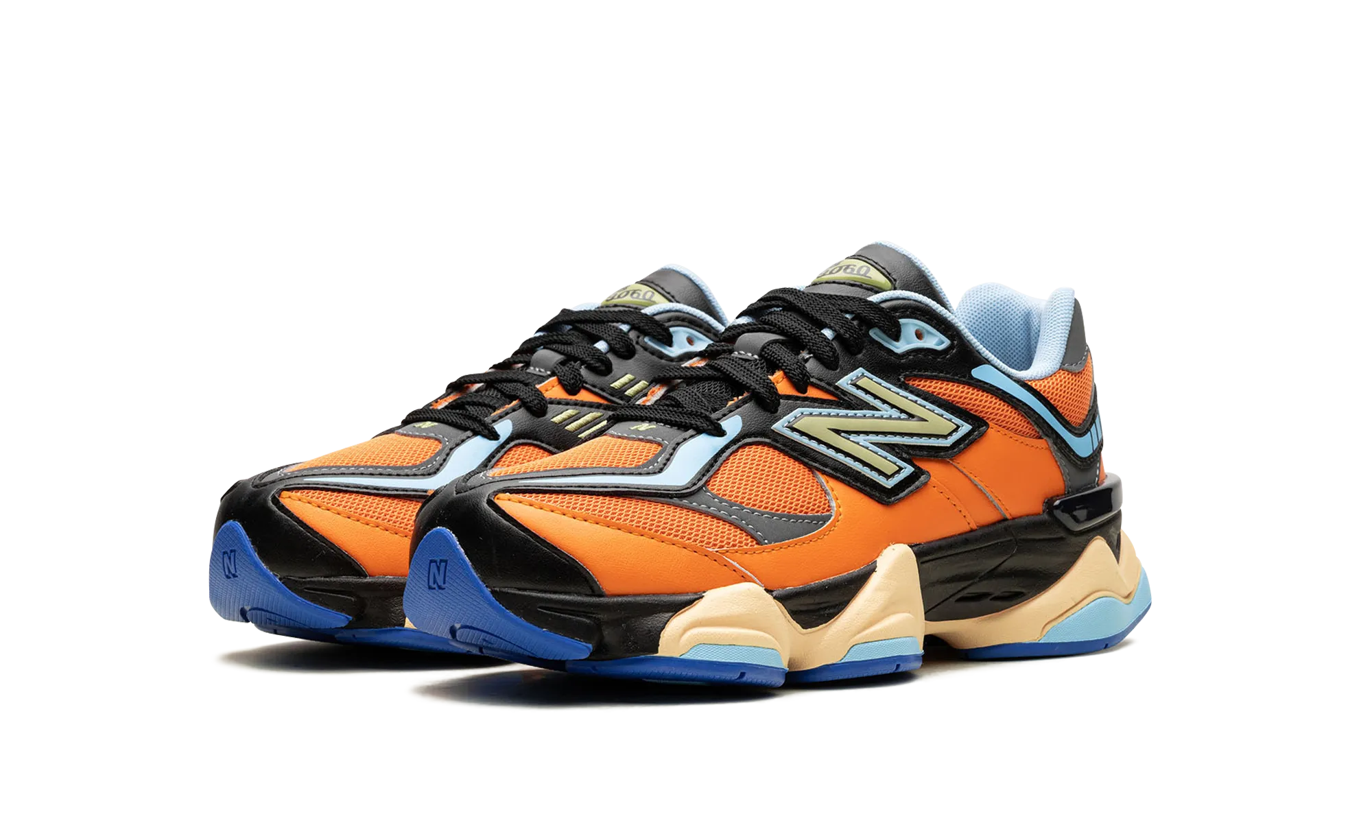 9060 Big Kid "Orange/ Black" On Move Canyon Path