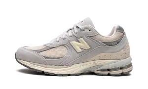 2002R "Lunar New Year - Grey" Family Out Lake Jog