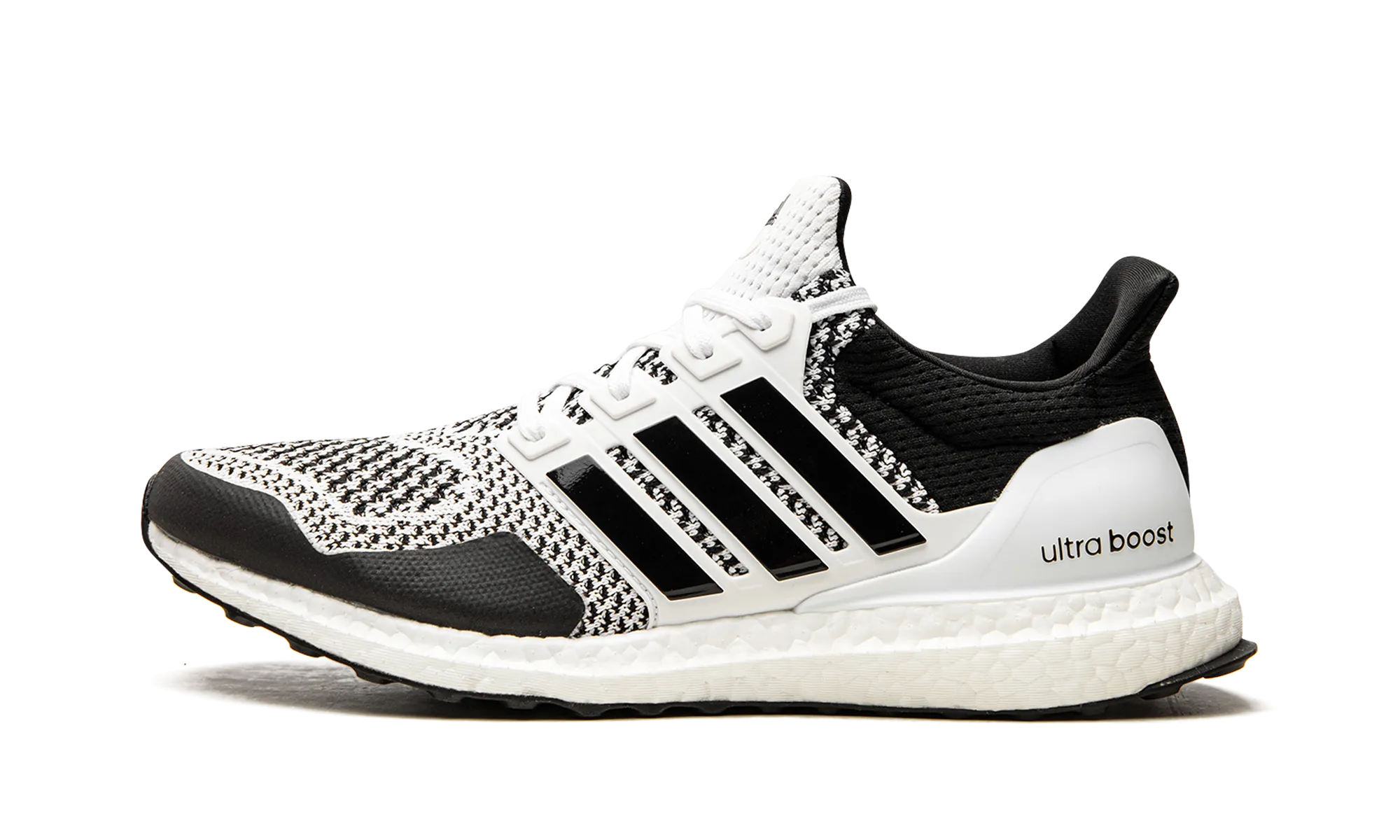 UltraBoost 1.0 DNA Chill Mode All terrain