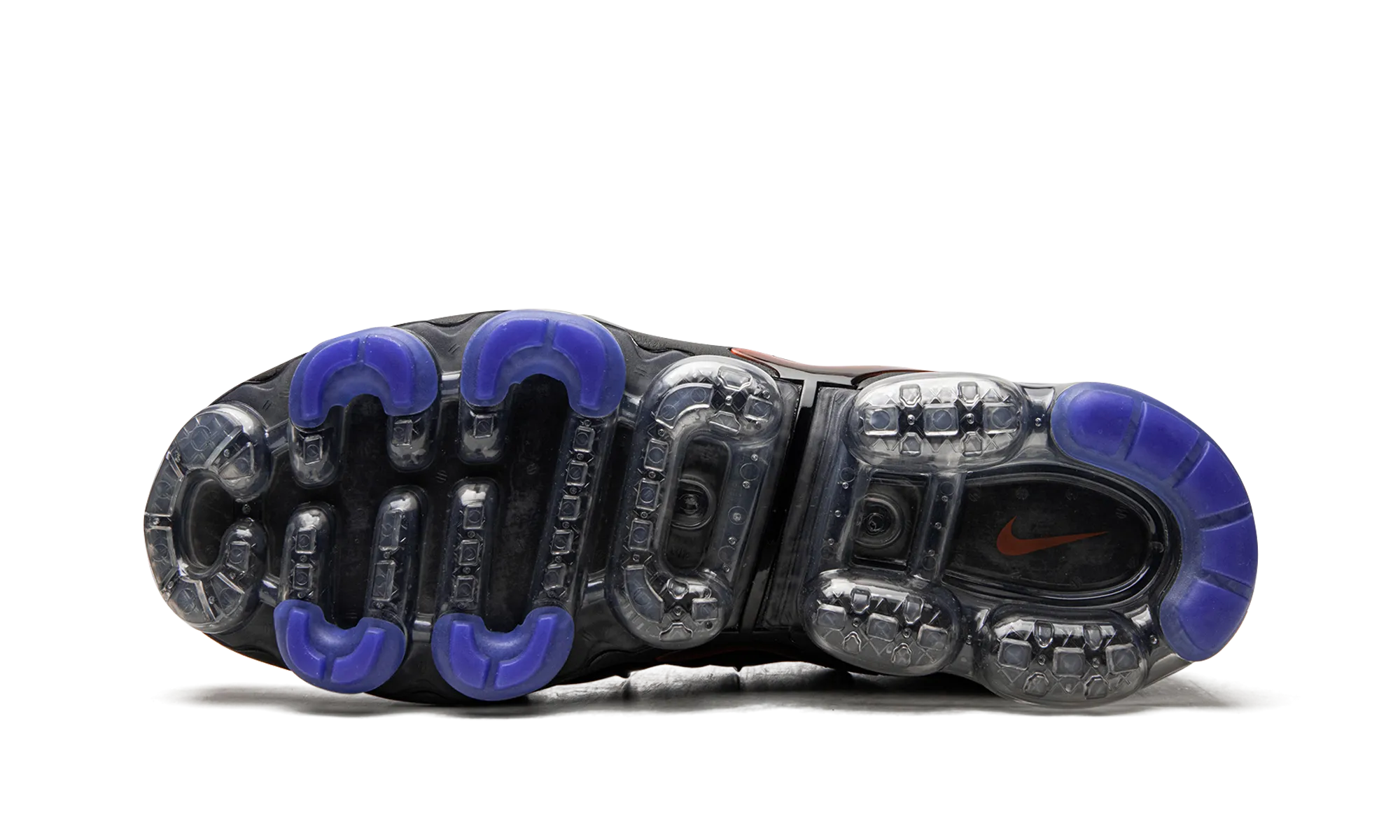running in a ferry terminal area shoes Air Vapormax Plus