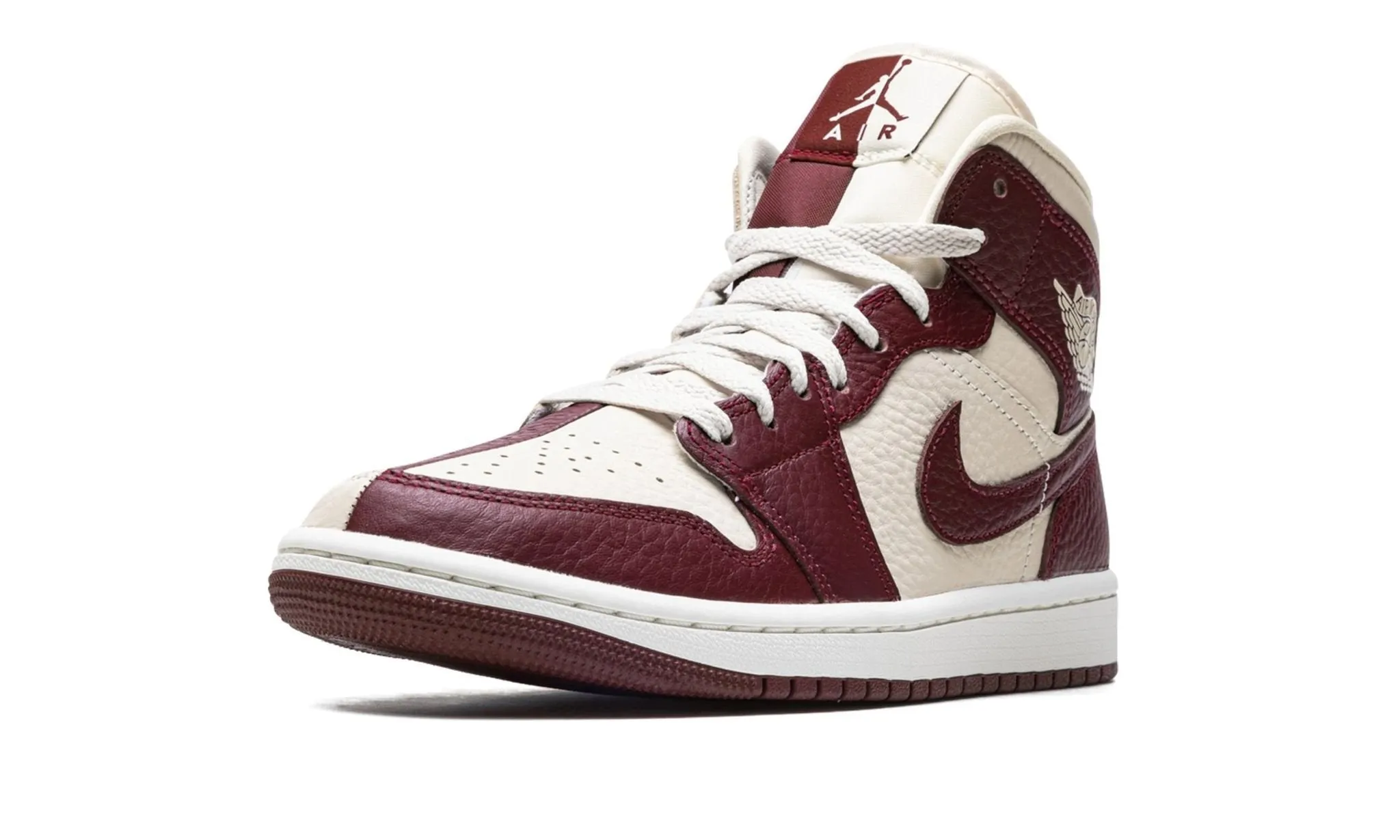 Plan Hike Street Cool Air Jordan 1 Mid Cherrywood Red