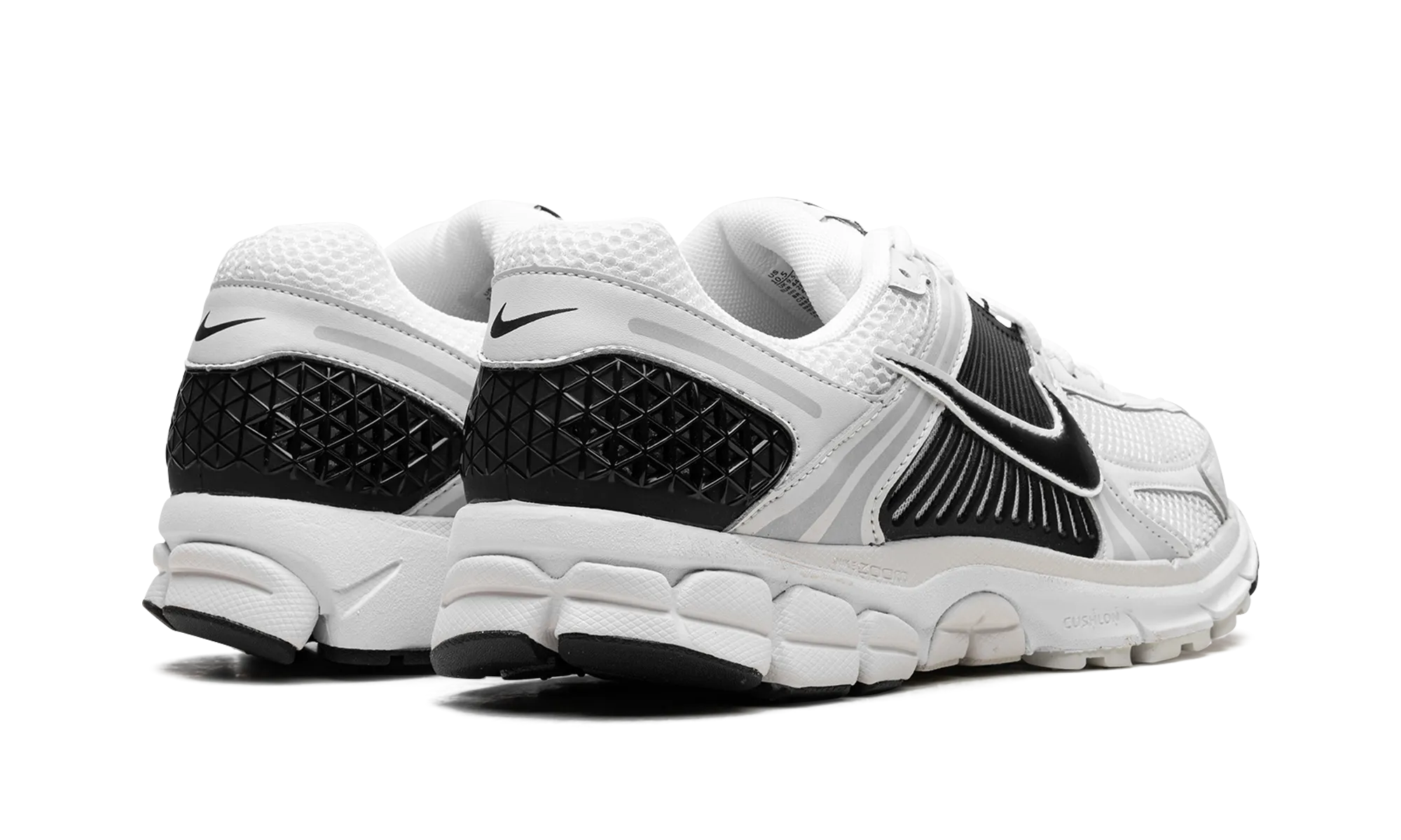 Zoom Vomero 5 "White / Black" running in sand shoes