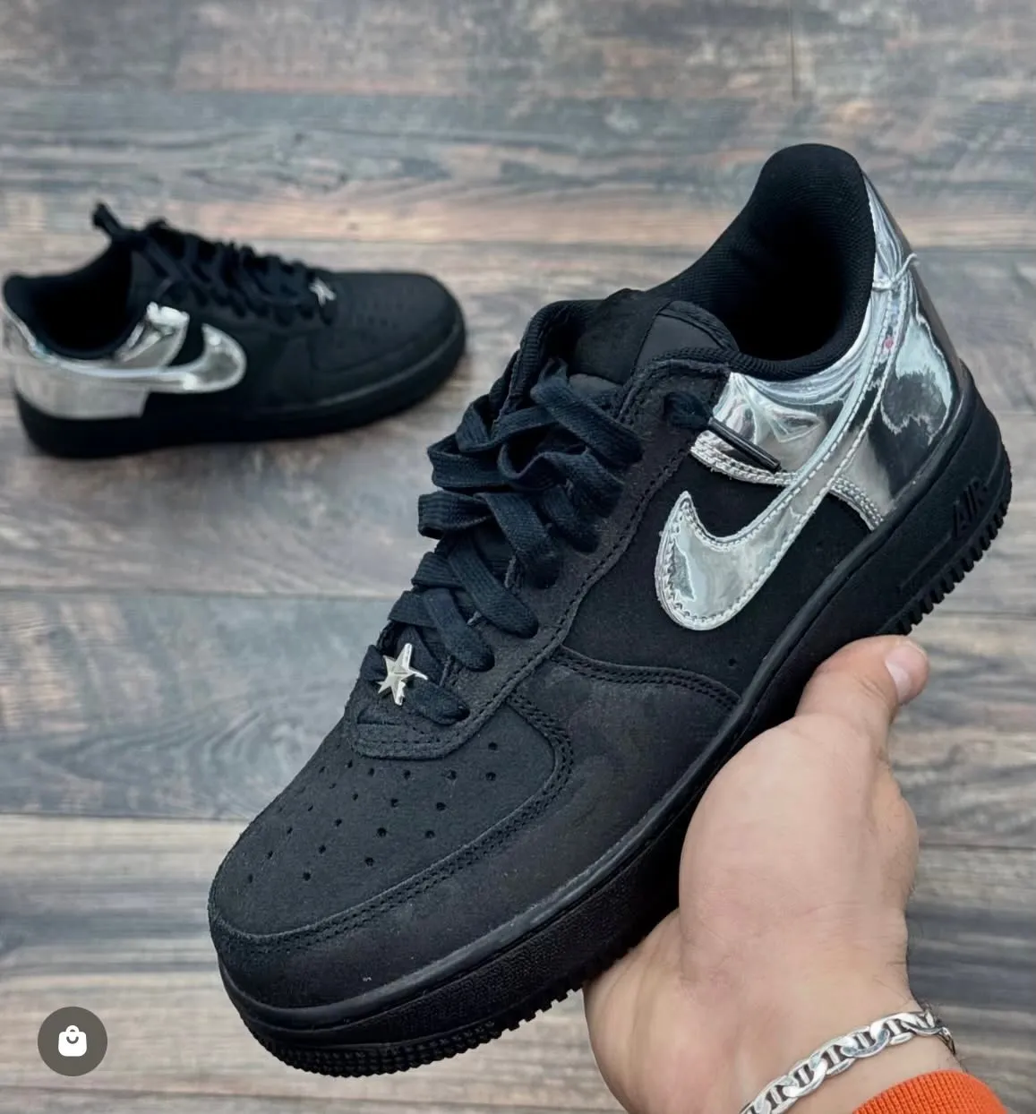 NIKE AIR FORCE 1 BLACK SILVER Loose Fit Dynamic Style