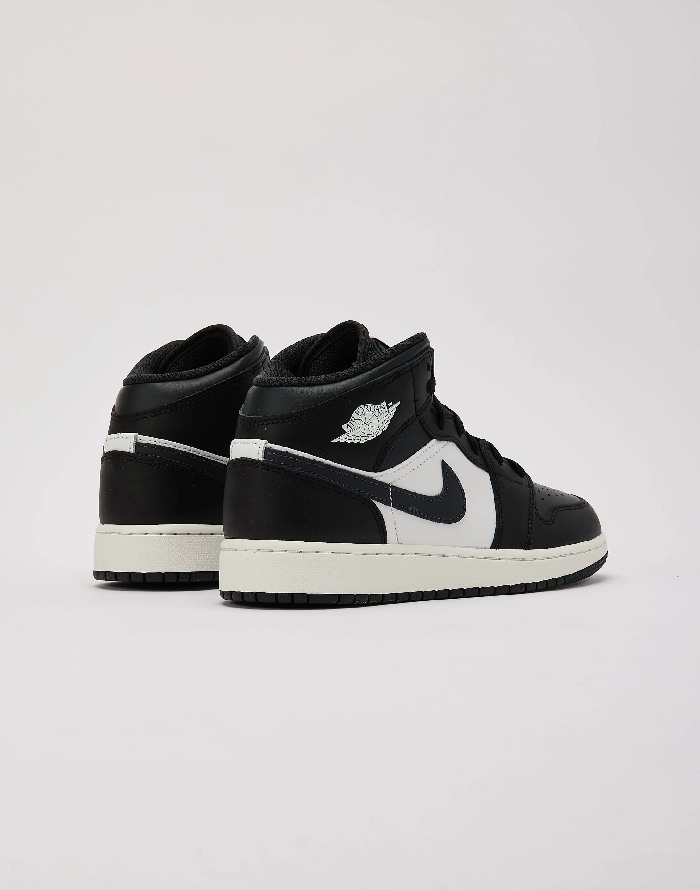 Firm Edge Jordan Air Jordan 1 Mid Grade-School