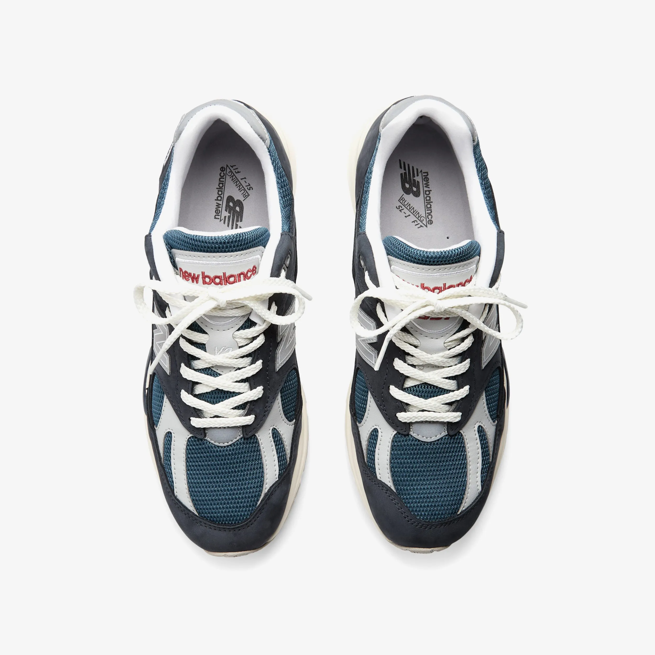 Love Glow Made in UK 991v2
