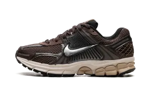 Zoom Vomero 5 "Baroque Brown" running - community