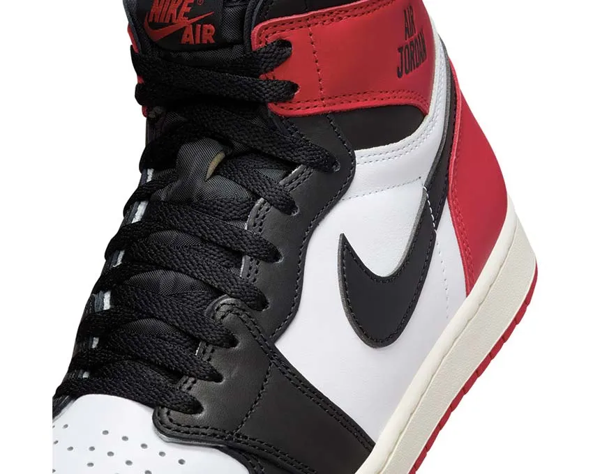 Vine Hike Outdoor Sport Air Jordan 1 Retro High OG "Black Toe"