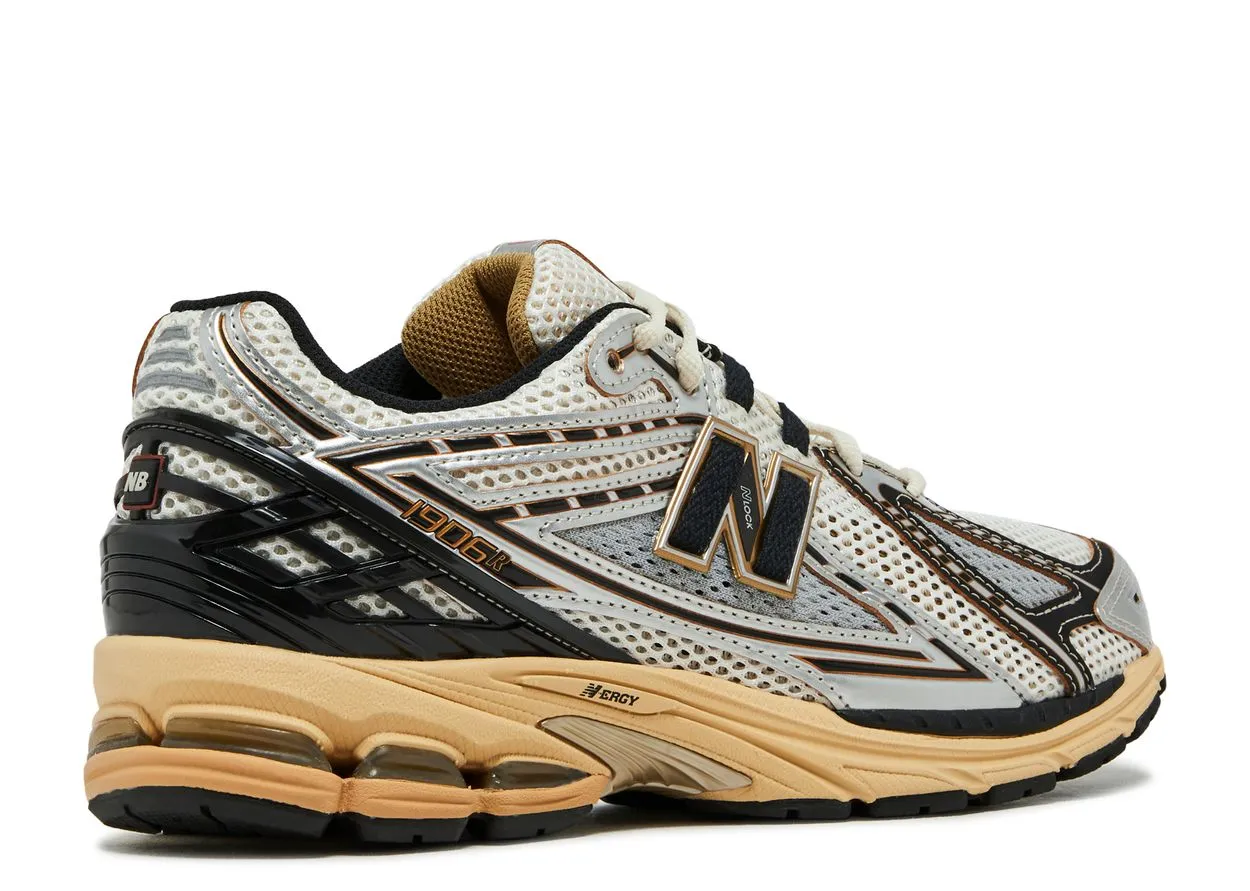 New Balance 1906R Vintage Metallic Silver Comfortable Footbed Busy Walk