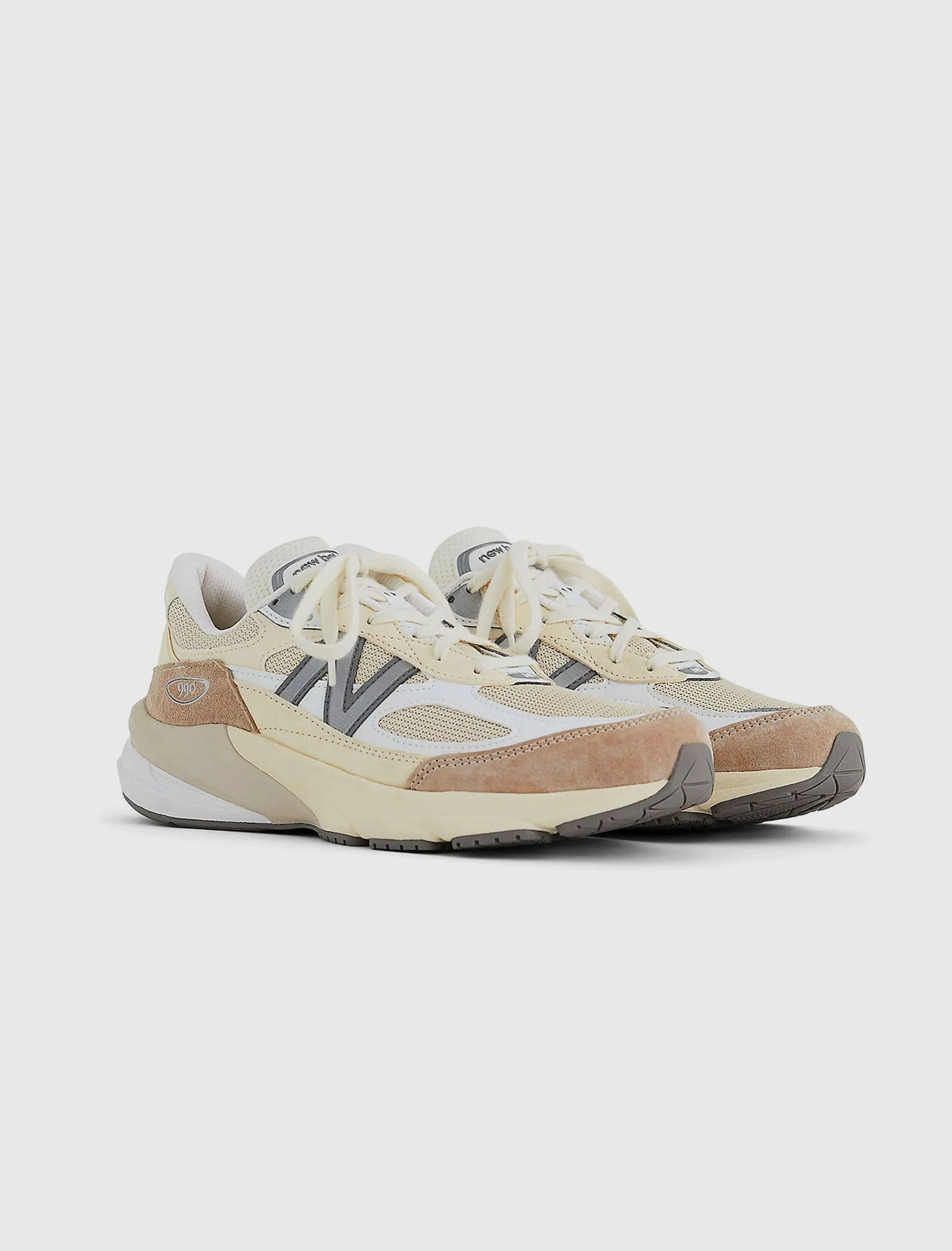 990 V6 MADE IN USA "CREAM/WHITE" Comfortable