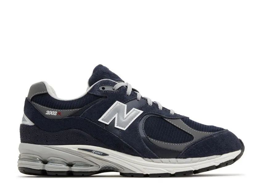 Range Step Morning Hike New Balance 2002R Gore-Tex Eclipse
