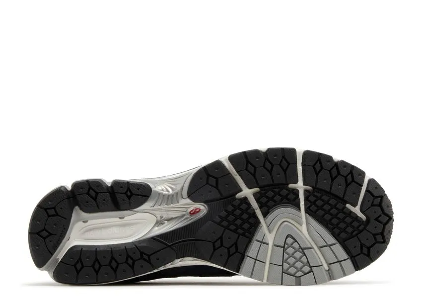 Anti microbial Child Run New Balance 2002R Gore-Tex Eclipse