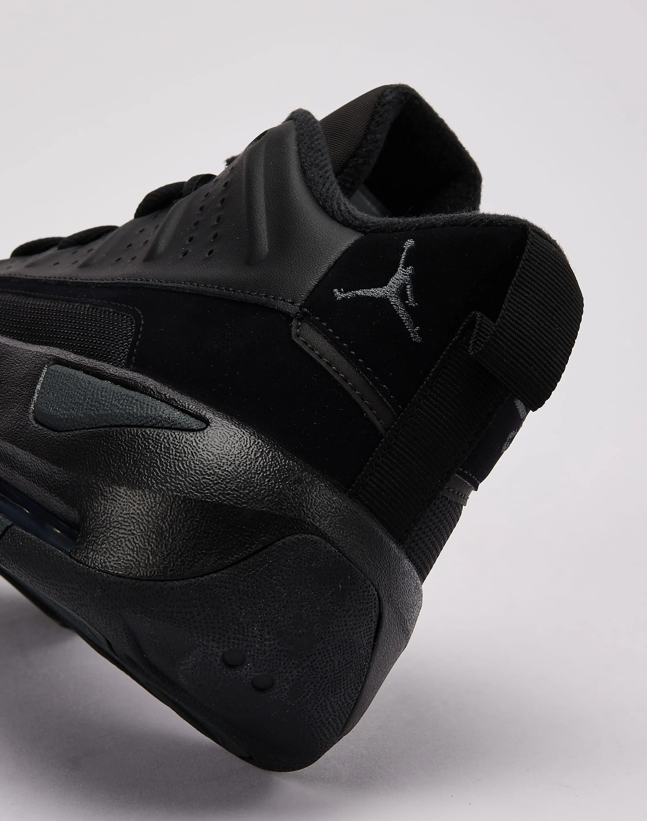 Jordan Max Aura 7 Autumn Cool material