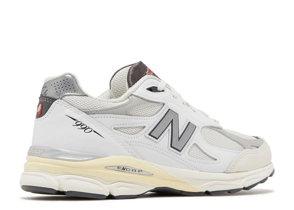 Flex grooves New Balance 990v3 MiUSA Teddy Santis Sea Salt