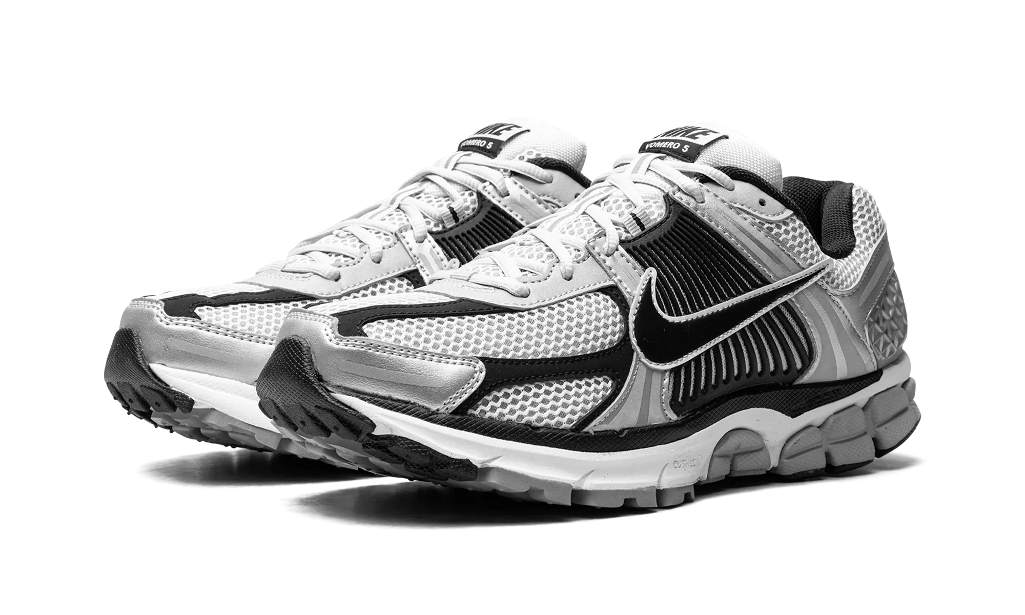 Zoom Vomero 5 "Metallic Silver Black" closed - toe - feature shoes