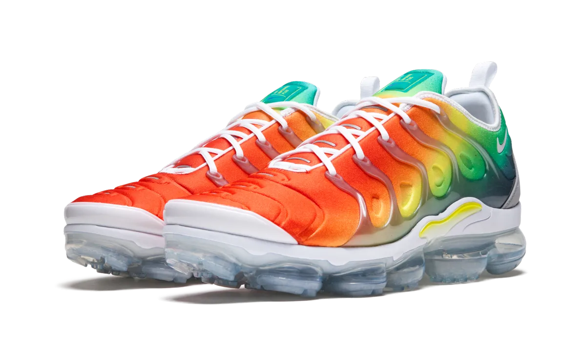 running in a bamboo bridge area shoes business - event running option Air Vapormax Plus