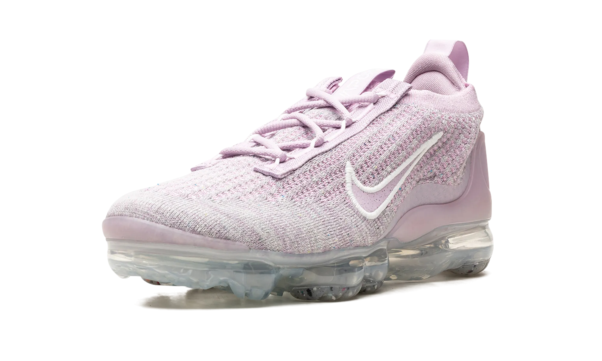 AIR VAPORMAX 2021 FK WMNS "Arctic Pink" running at night Matte