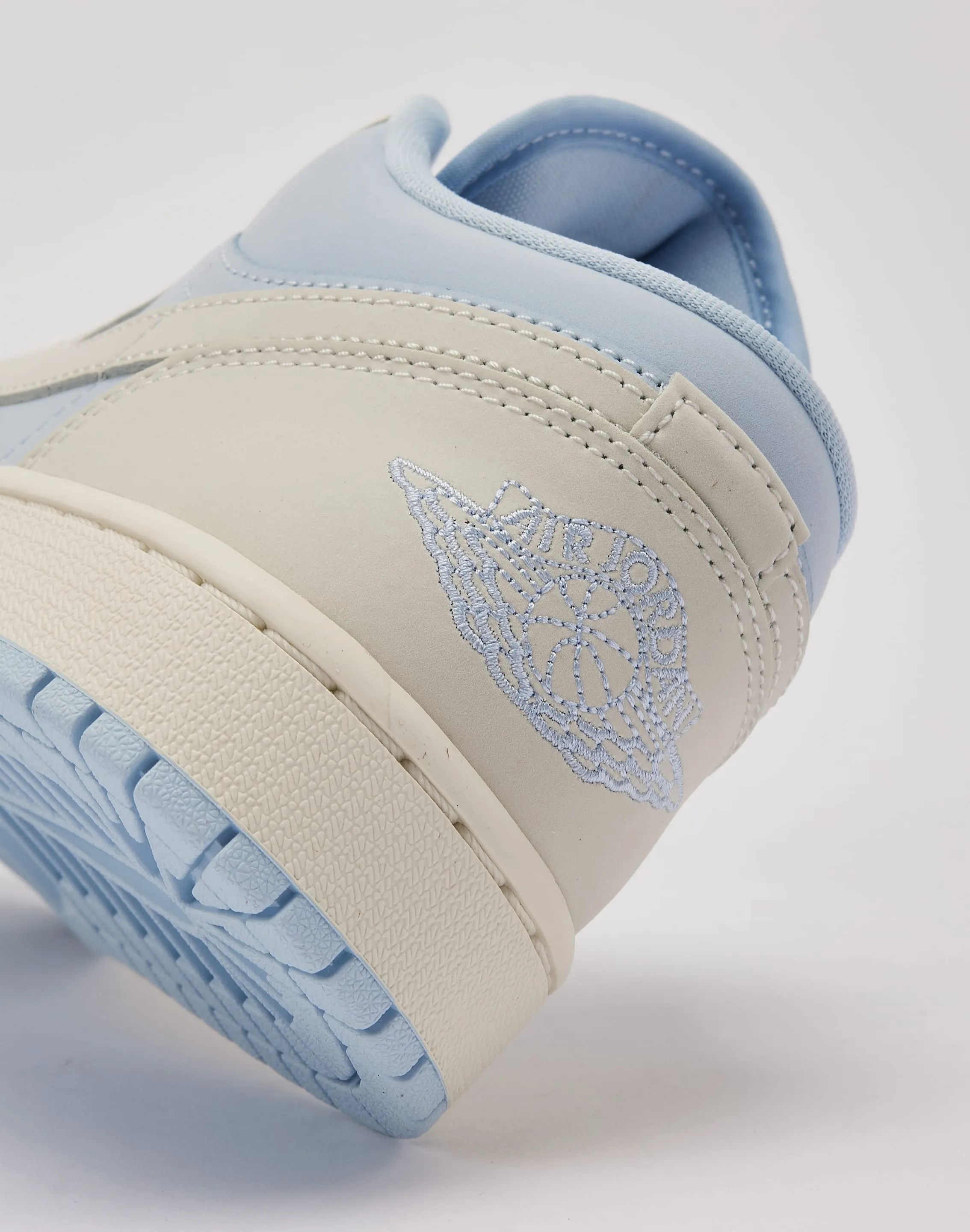 Jordan Air Jordan 1 Low SE Cosmic Glow