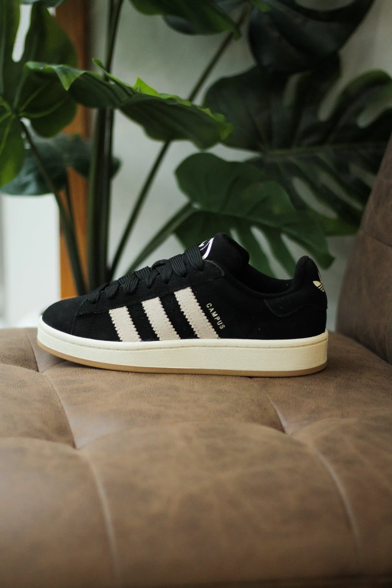 W CAMPUS 00'S "CORE BLACK" Wide toe box Long Move Slip On