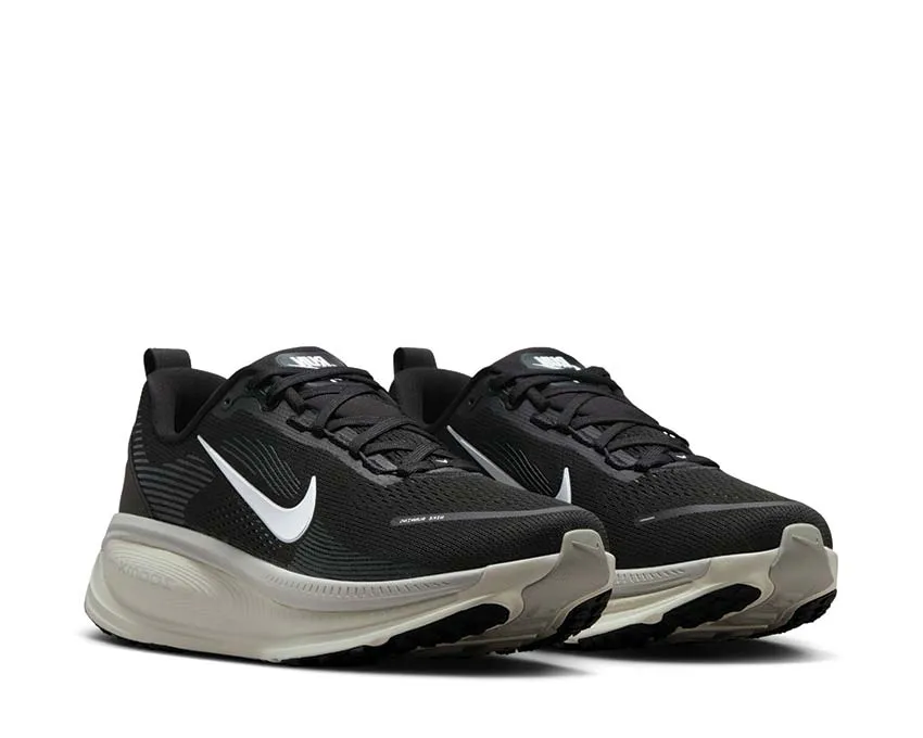 Nike Vomero 18 "Black" versatile - feature shoes 5K