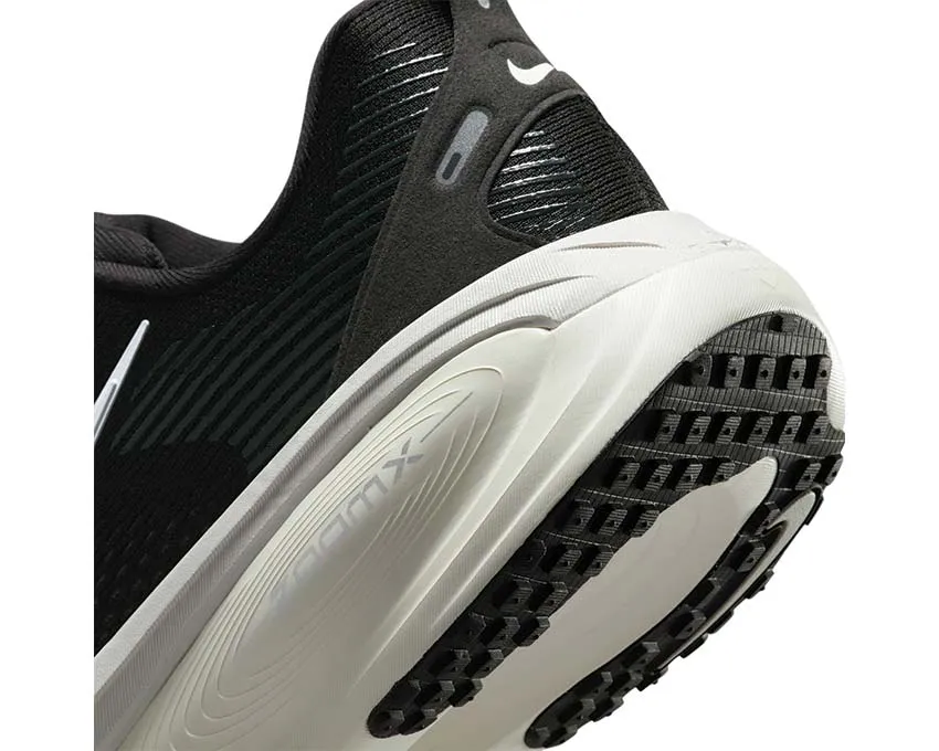 Nike Vomero 18 "Black" training - day running shoes