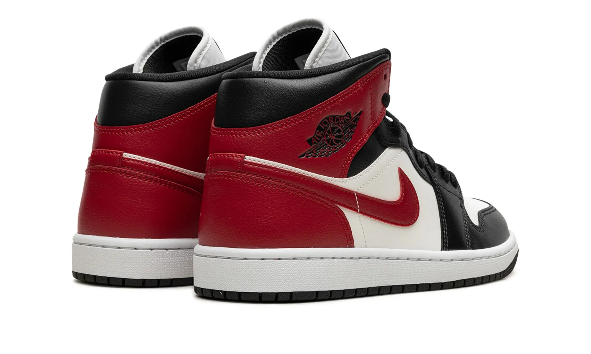 Wmns Air Jordan 1 Mid 'Black Toe' platform