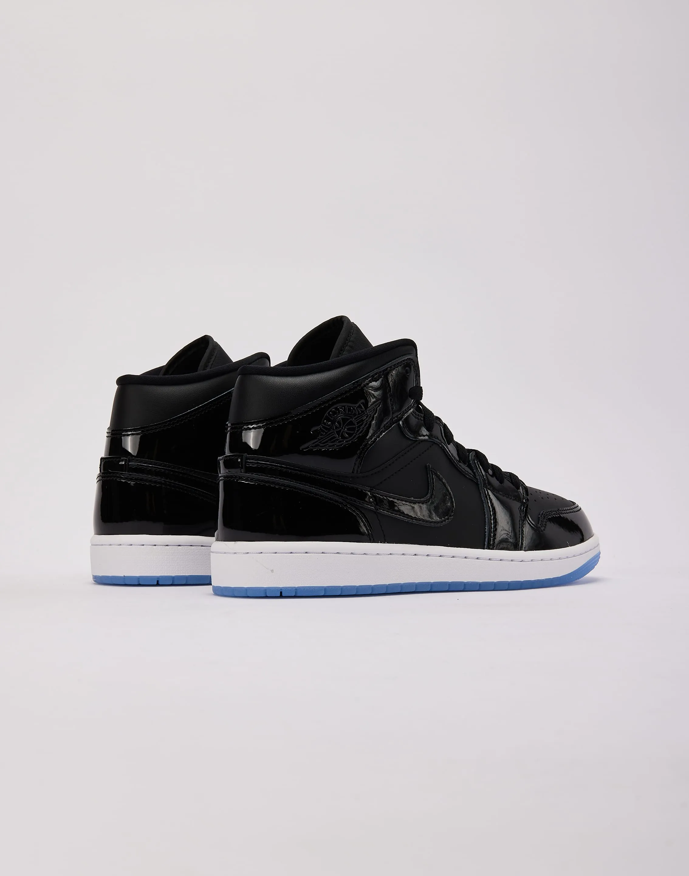Peace Mood Jordan Air Jordan 1 Mid SE 'Space Jam'