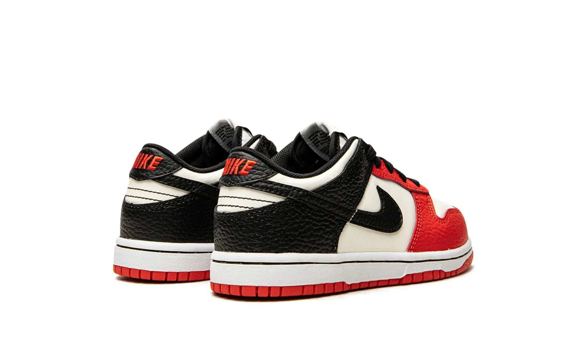 Nike Dunk Low "NBA 75th Anniversary Chicago" Pre-school Roam Free