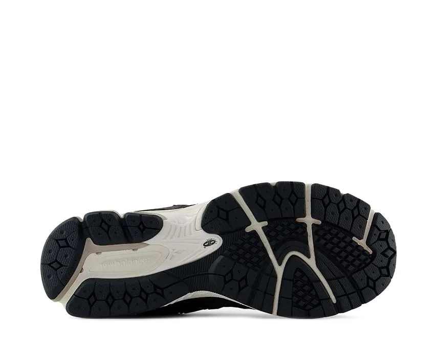 Comfy Outsole Urban Mood New Balance 2002R "Quilted Black"
