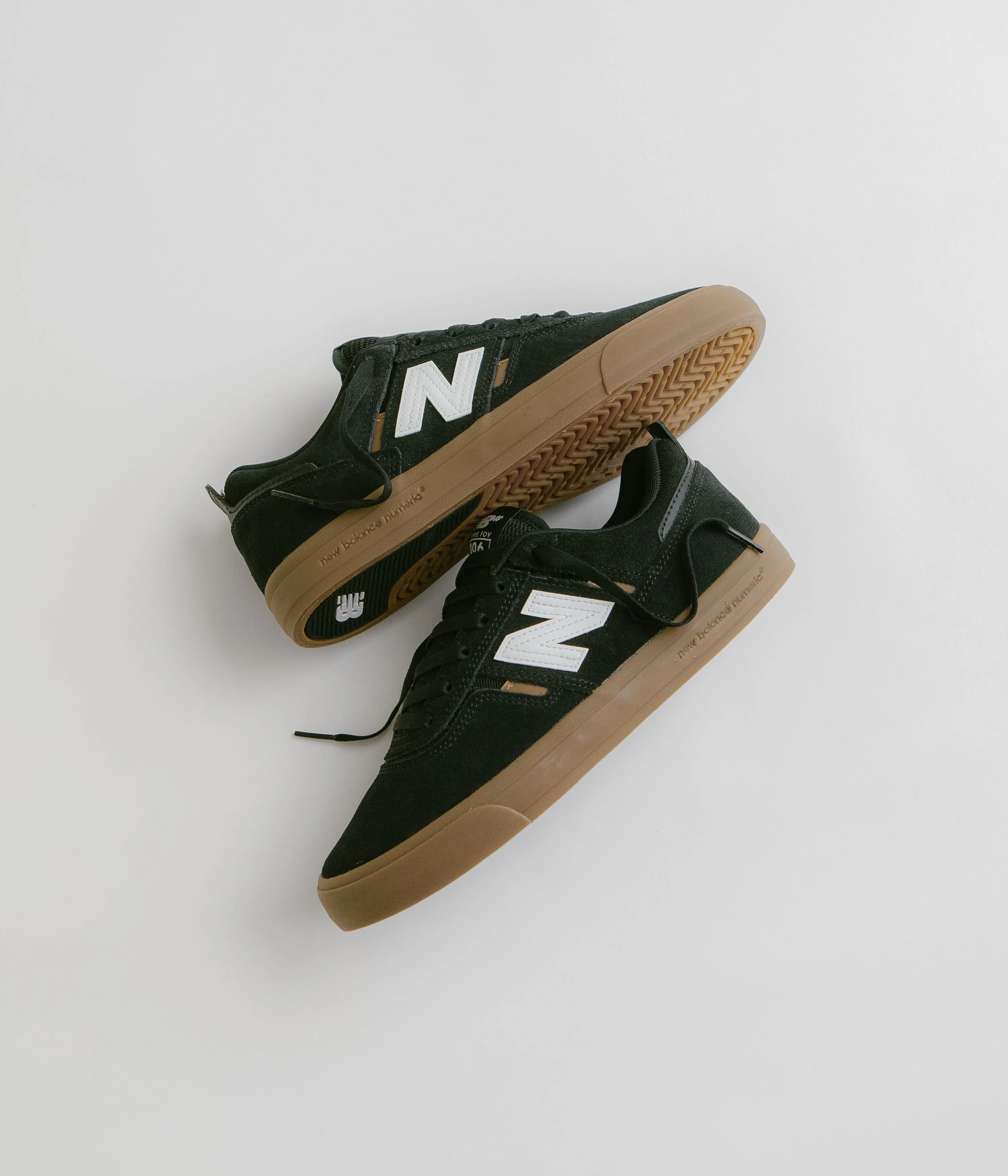Tone Play Quick Pack New Balance Numeric 306 Jamie Foy Shoes - Black / Gum Shock-Absorb