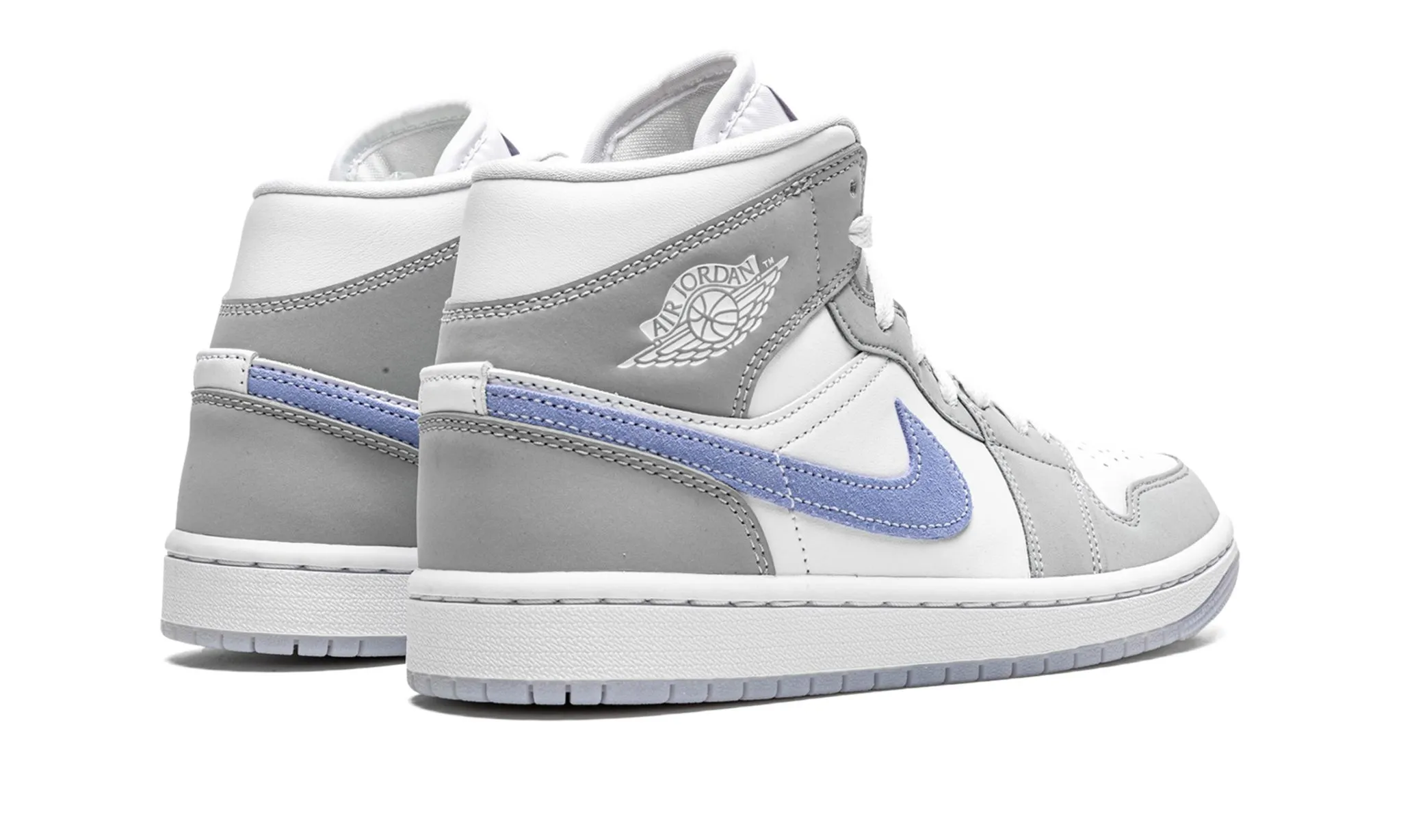 Lean Build Everyday Essential Wmns Air Jordan 1 Mid Wolf Grey Aluminum