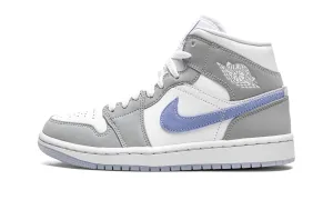 Wmns Air Jordan 1 Mid Wolf Grey Aluminum Cushioned Sole Arch support