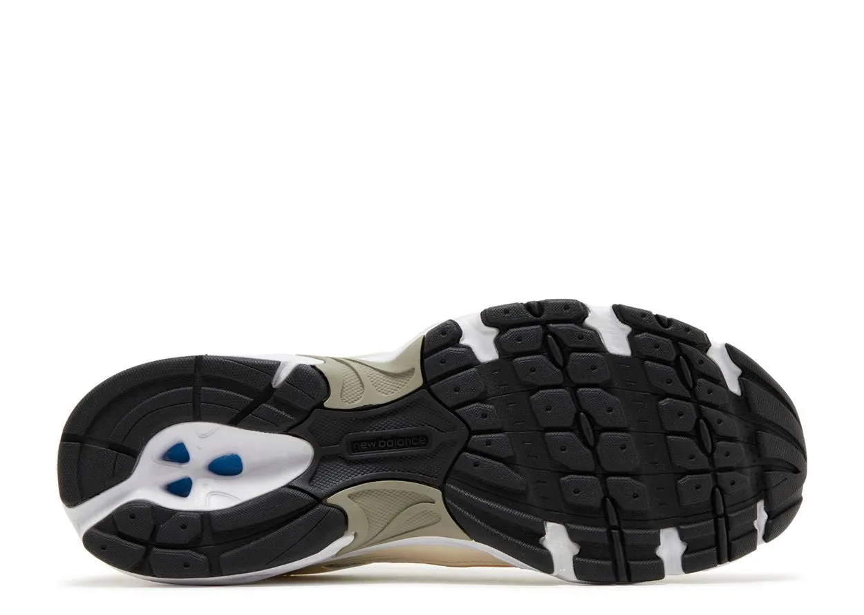 New Balance 530 Beige Silver ASOS Exclusive Quick Outing