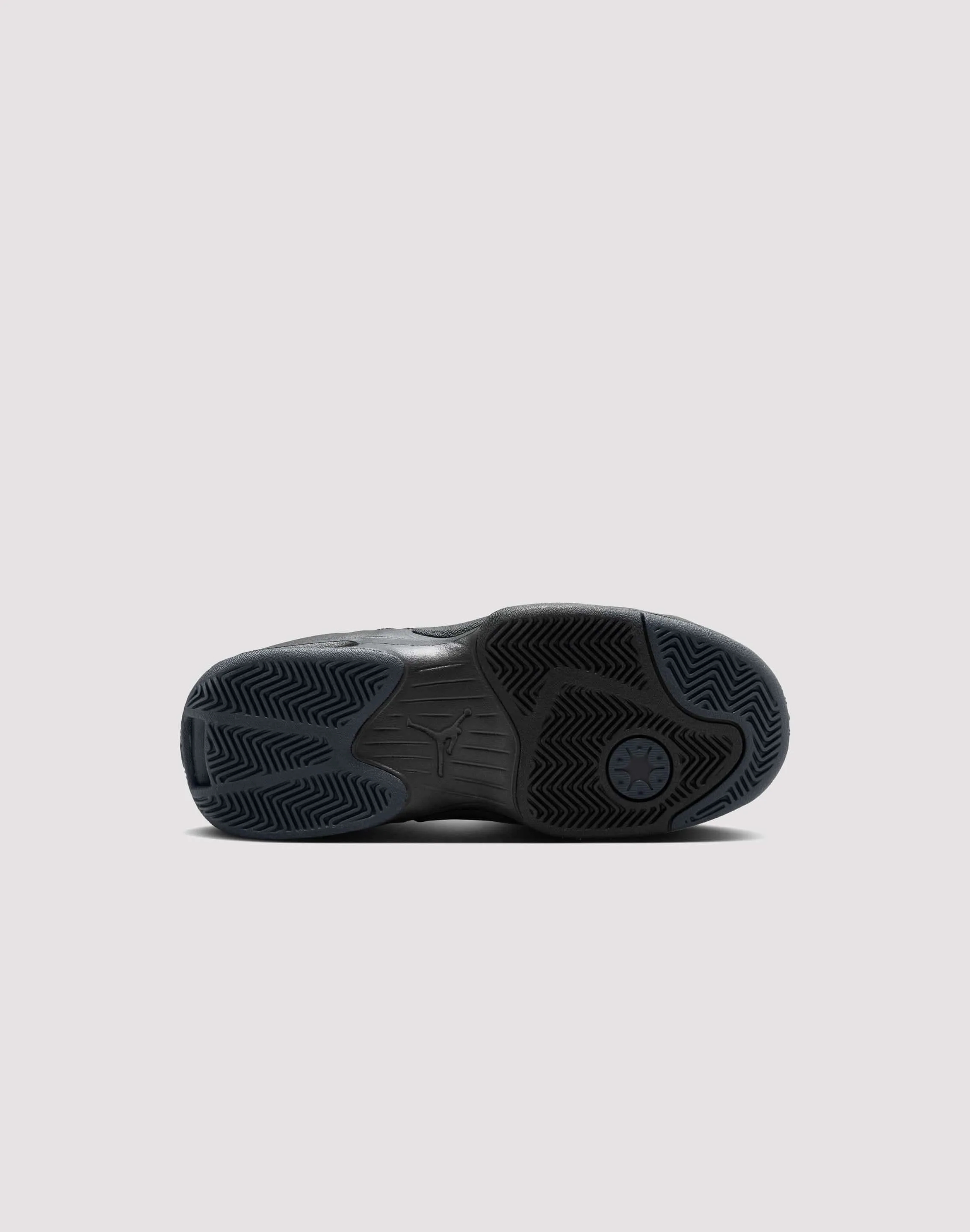 Jordan Max Aura 6 Grade School Boys' "Black/Anthracite" Abrasion resistant