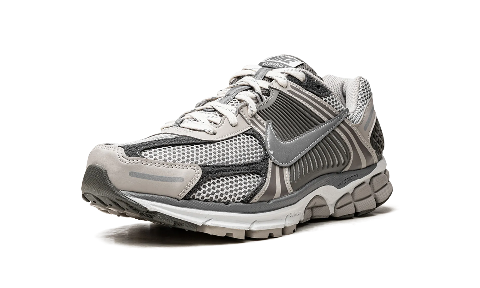 Zoom Vomero 5 "Iron Ore" cross - trainers obstacle - course - race