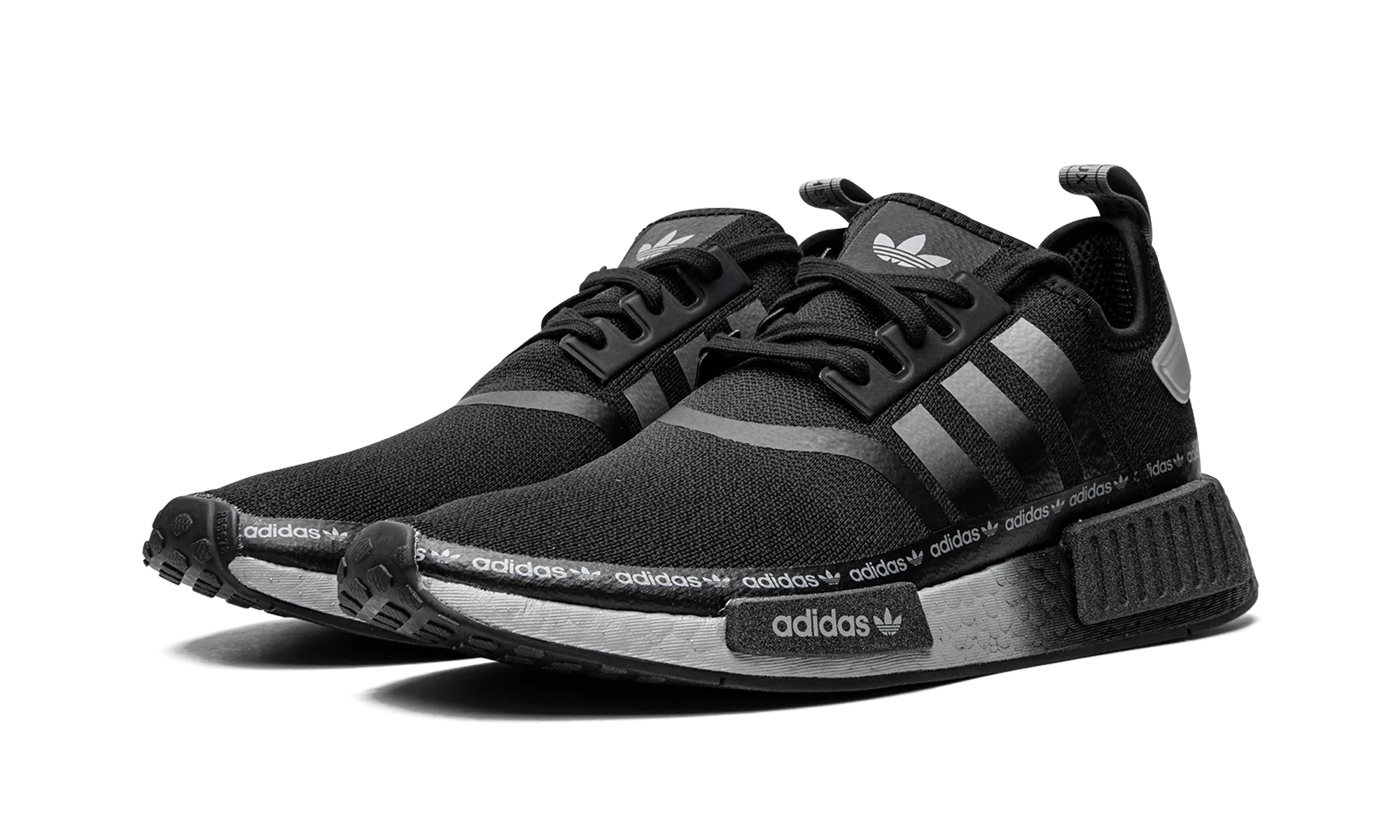 Stylish Motion NMD R1