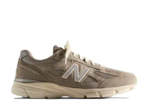 Urban Moodwear New Balance 990v4 MiUSA Kith 101 Moonrock